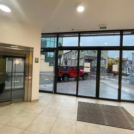 I W Centrum - Winda - 50 Metrow Od Starego Rynku Apartment Koscierzyna