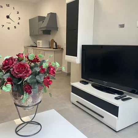 Apartment I W Centrum - Winda - 50 Metrow Od Starego Rynku Koscierzyna